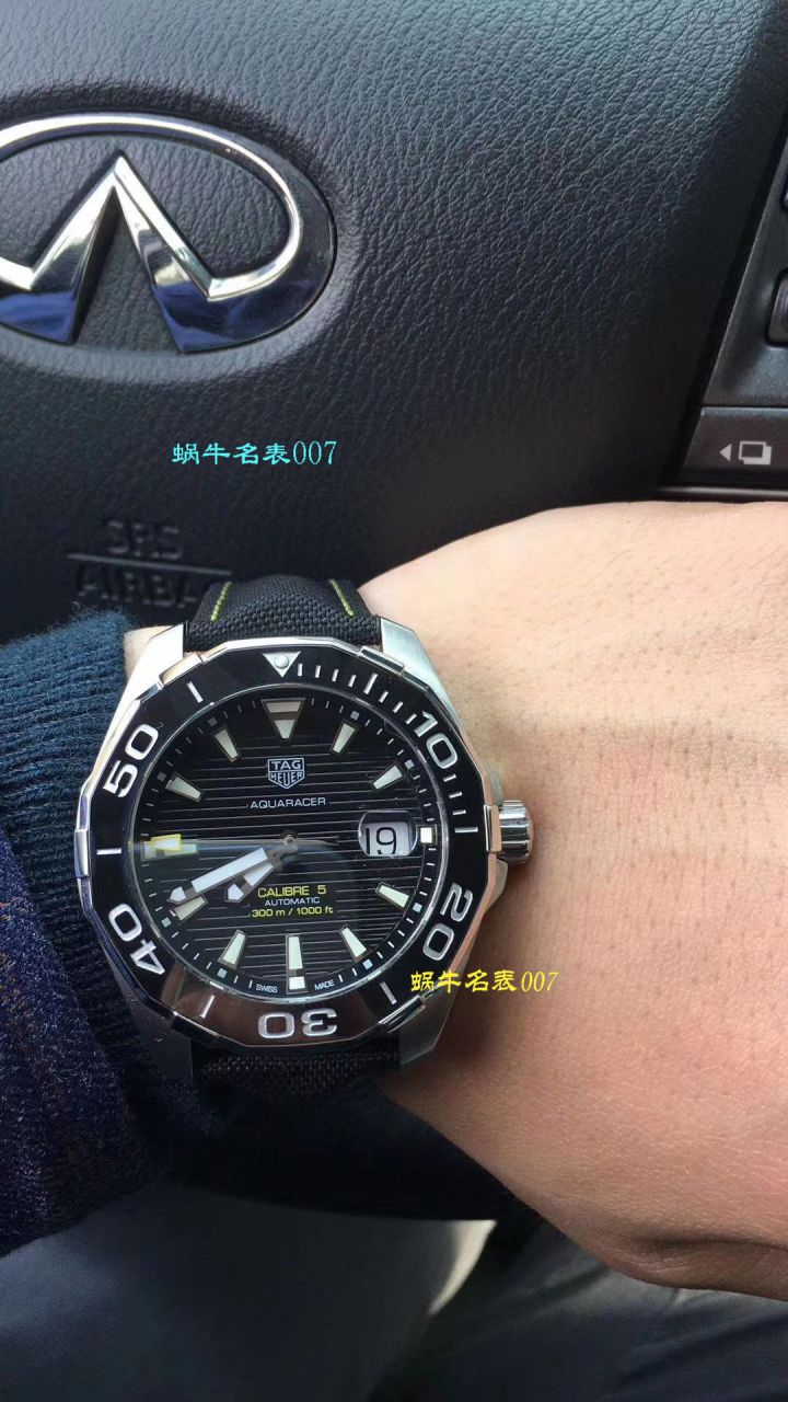 【原单正品、专柜验货】李易峰同款 TAG Heuer 竞潜300M wrist watches 系列系列WAY201A.FT6069 wrist watches  / TG057