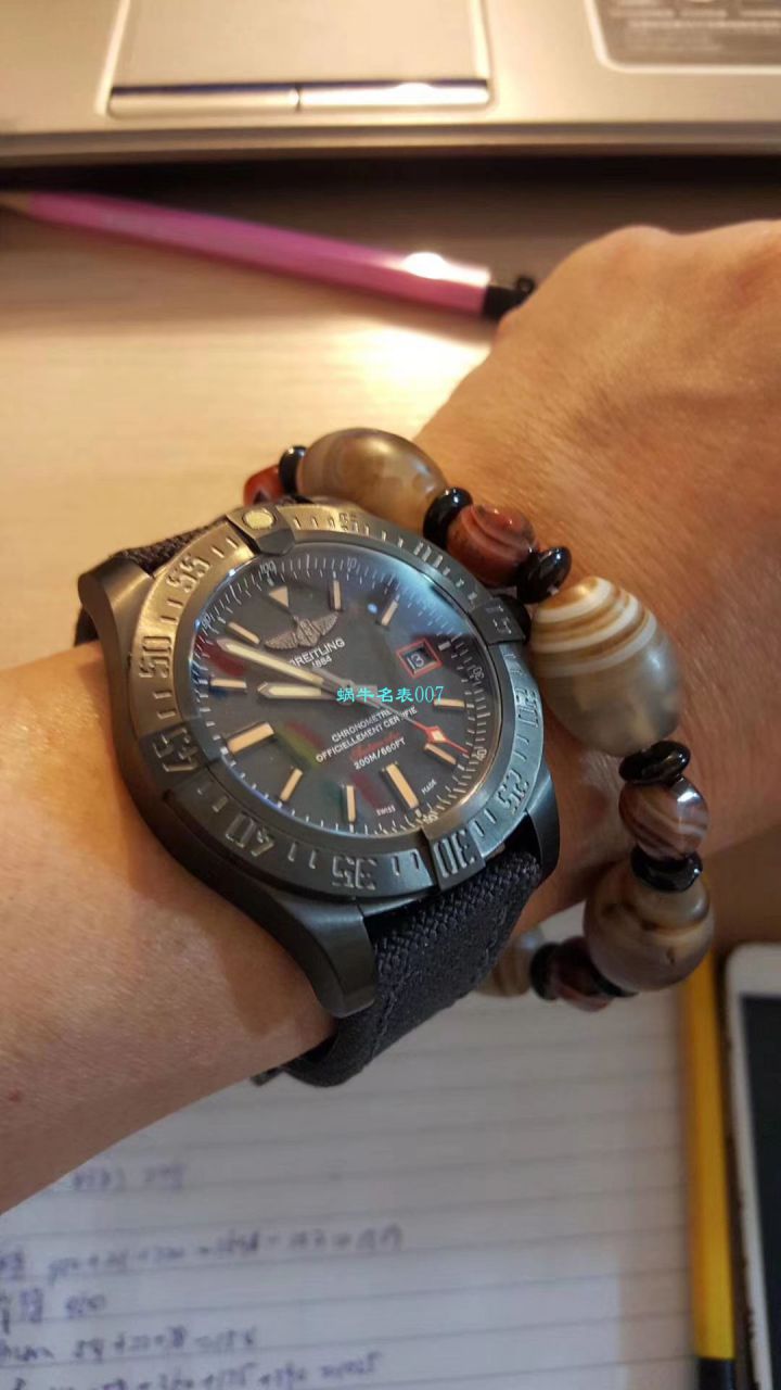 原单新款， Breitling 复仇者黑鸟，44mm，原 Factory 钛金属 watchcase  / BL087