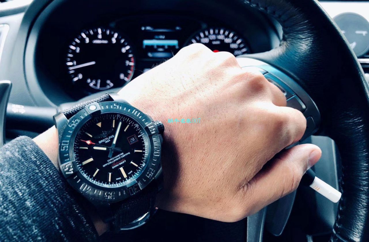 原单新款， Breitling 复仇者黑鸟，44mm，原 Factory 钛金属 watchcase  / BL087