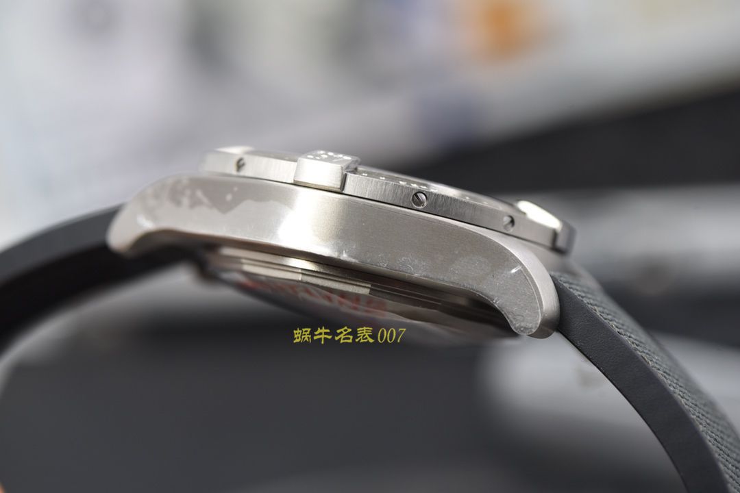 【独家 Video analysis GF Factory  Replica Copy  Breitling  Watches 】 Breitling 复仇者系列E1338310|M534|253S|E20DSA.2 wrist watches  / BL107
