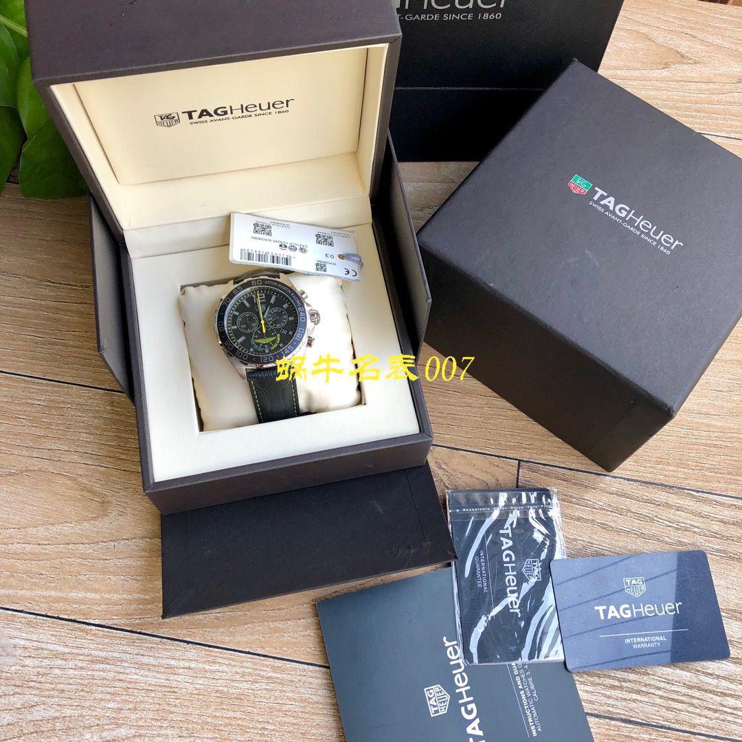 【渠道原单Tagheuer石英计时表】 TAG Heuer 竞潜系列CAY111B.BA0927，CAY111A.BA0927 wrist watches  / TG077