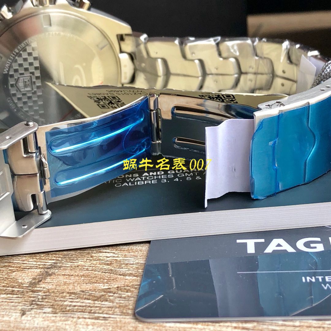 【渠道原单Tagheuer石英计时表】 TAG Heuer 竞潜系列CAY111B.BA0927，CAY111A.BA0927 wrist watches  / TG077