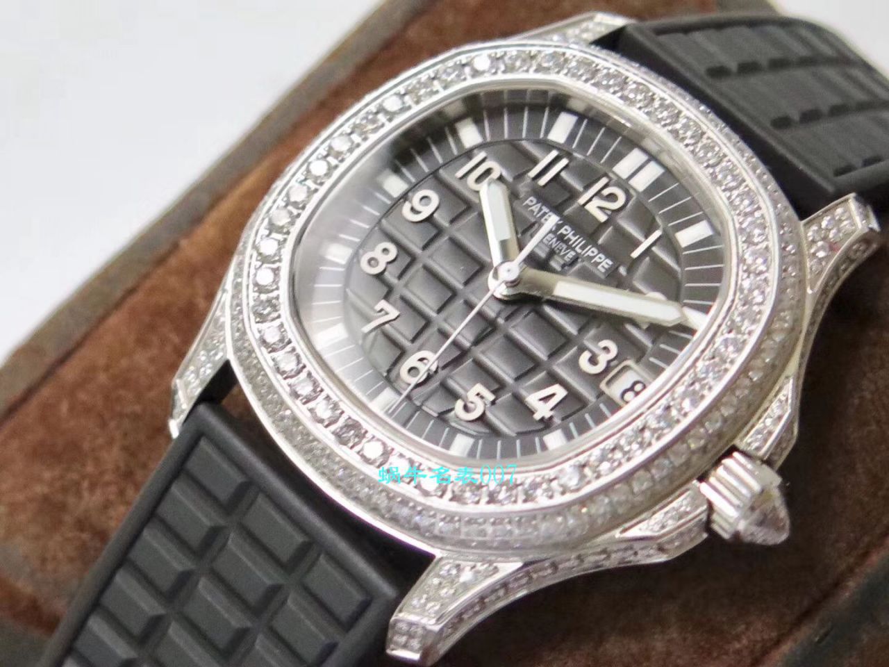 【PPF Factory PATEK PHILIPPE Replica 表】 PATEK PHILIPPE AQUANAUT Replica 5069G-001 白金女士 wrist watches  / BD230