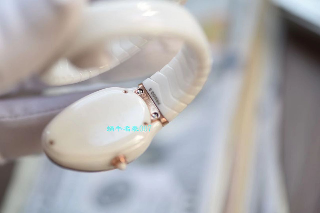 【BV Factory BVLGARI Replica 蛇形女表】 BVLGARI SERPENTI系列102734，102613 SPC35WGDWCGD1.1T白色黑色 Composite  wrist watches  / BG029