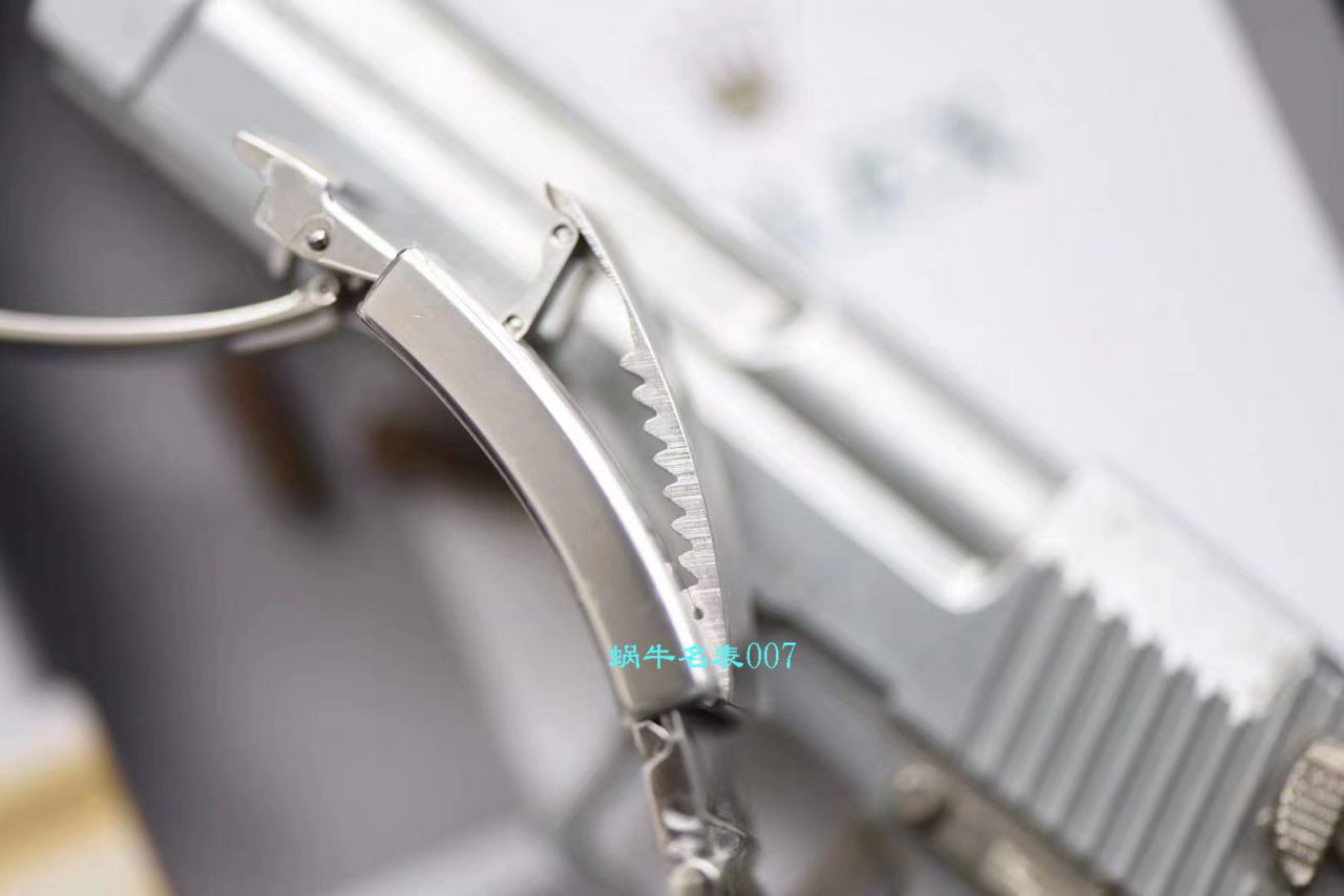 【AR Factory  Replica 超级904L精钢渐变蓝鬼王 Watches 】 Rolex 海使型 Replica Copy 116660-98210 蓝盘 wrist watches  / R381