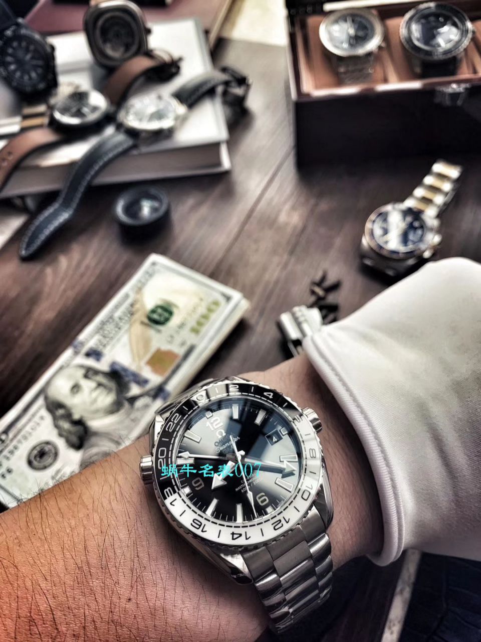 VS Factory OMEGA Seamaster 600米GMT太极圈Omega Replica Copy 仿表215.30.44.22.01.001 wrist watches  / M617