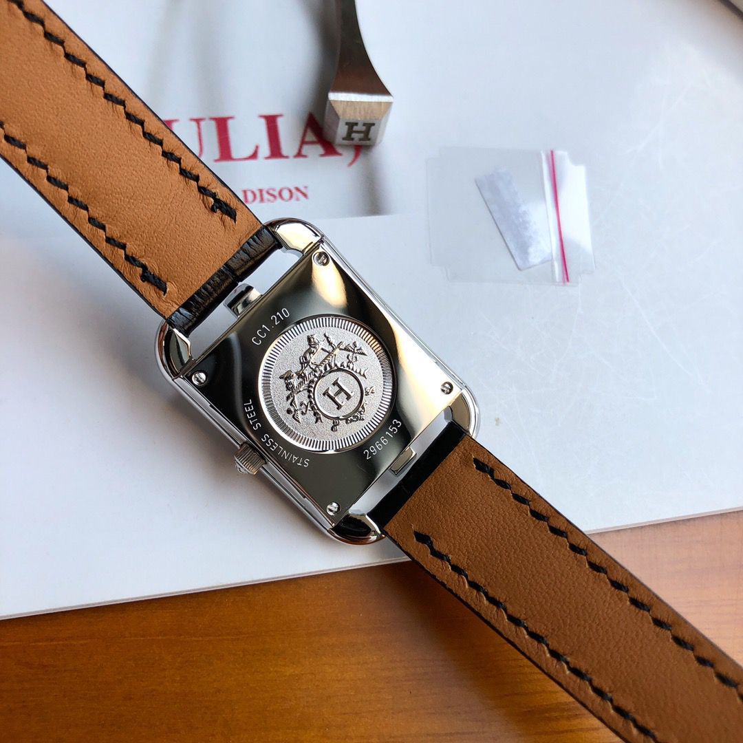 【 TOP  copy customized 真钻女表】爱马仕CAPE COD系列W044221WW00 wrist watches  / HermA03