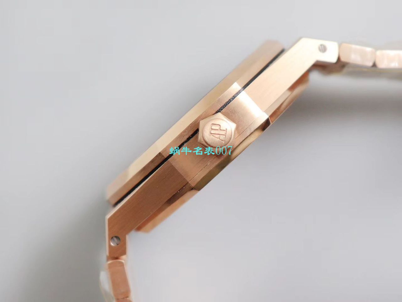 【OM Factory Audemars Piguet Replica Copy 表】Audemars Piguet 皇家橡树系列15500OR.OO.1220OR.01，15500OR.OO.D002CR.01 wrist watches  / AP181