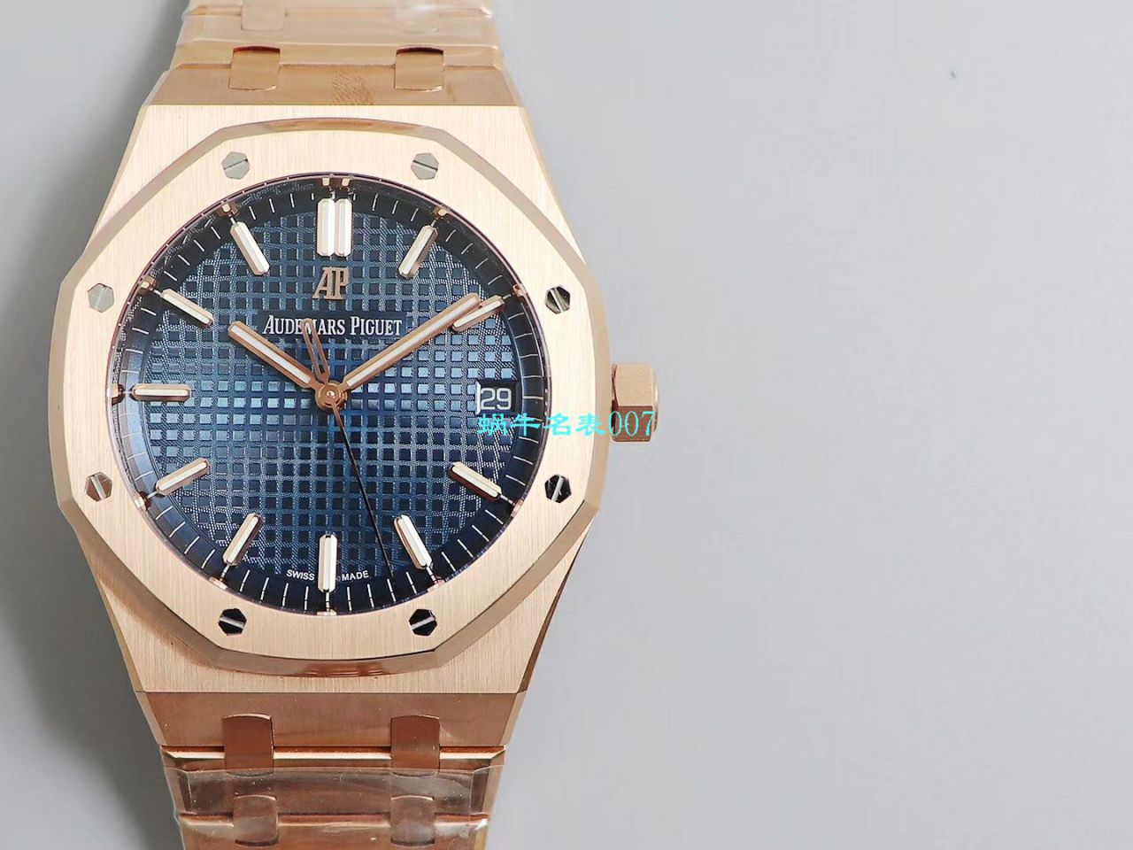【OM Factory Audemars Piguet Replica Copy 表】Audemars Piguet 皇家橡树系列15500OR.OO.1220OR.01，15500OR.OO.D002CR.01 wrist watches  / AP181
