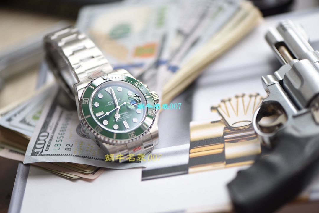 【 Video analysis 最完‎美 Replica Copy ​Rolex Submariner ‎SUBN Factory V10升​级版】 Rolex  Submariner 型系列116610LV-97200绿盘 wrist watches  / R392