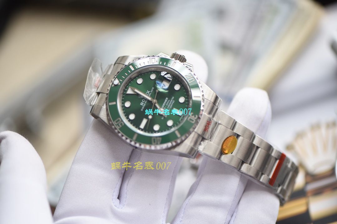 【 Video analysis 最完‎美 Replica Copy ​Rolex Submariner ‎SUBN Factory V10升​级版】 Rolex  Submariner 型系列116610LV-97200绿盘 wrist watches  / R392