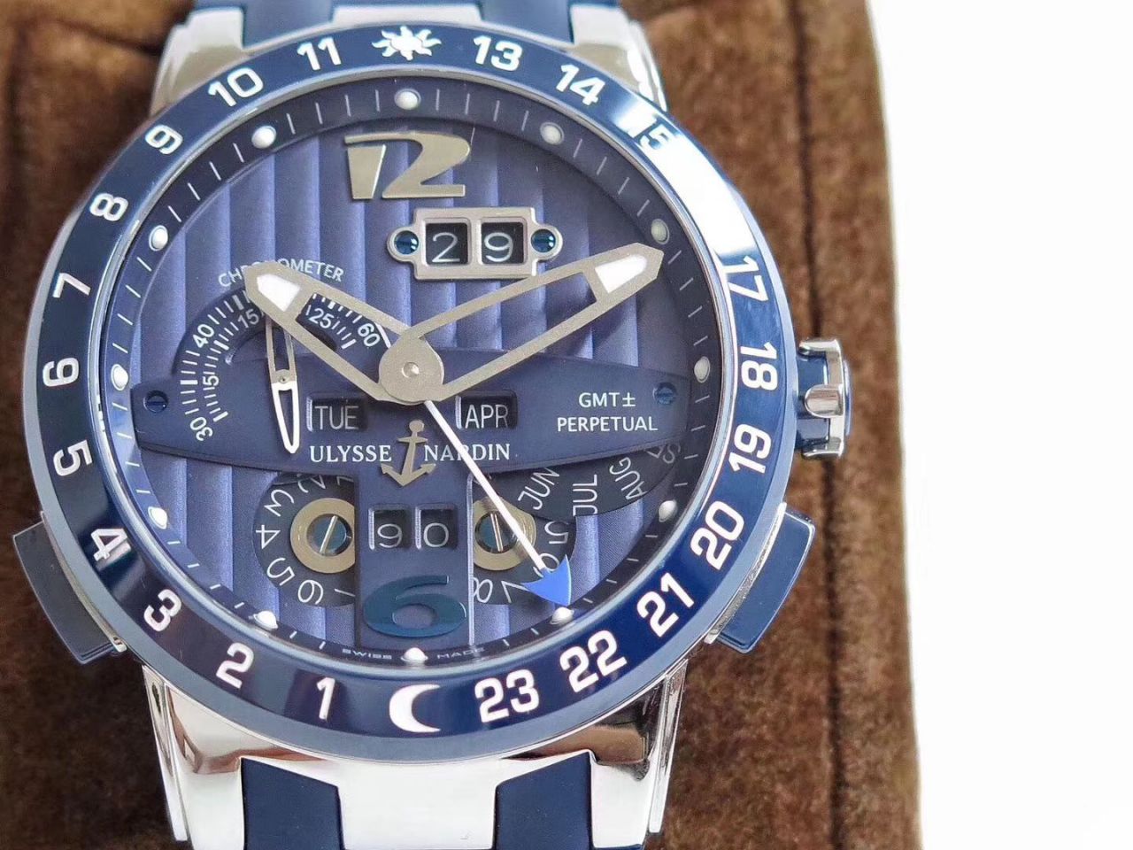 【 Video analysis TWA Factory Ulysse Nardin Replica Copy 表】 Ulysse Nardin 表复杂功能系列320-00/BQ wrist watches  / YD016