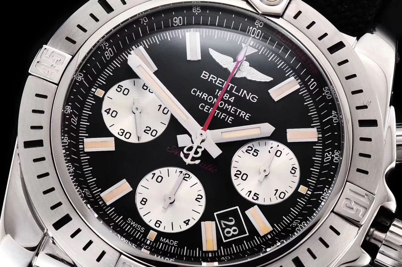【GF Factory  top  Replica 熊猫眼 Watches 】 Breitling 机械计时 Replica AB01154G.G786.101W.A20D.1，AB01154G.BD13.101W.A20D.1 wrist watches  / BL121