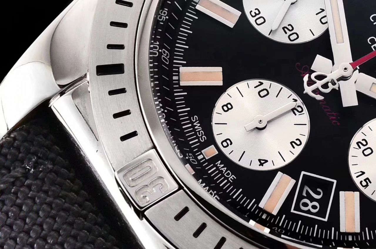 【GF Factory  top  Replica 熊猫眼 Watches 】 Breitling 机械计时 Replica AB01154G.G786.101W.A20D.1，AB01154G.BD13.101W.A20D.1 wrist watches  / BL121