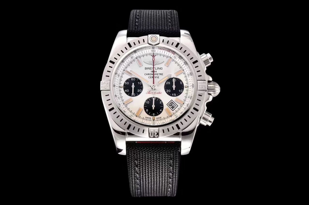 【GF Factory  top  Replica 熊猫眼 Watches 】 Breitling 机械计时 Replica AB01154G.G786.101W.A20D.1，AB01154G.BD13.101W.A20D.1 wrist watches  / BL121
