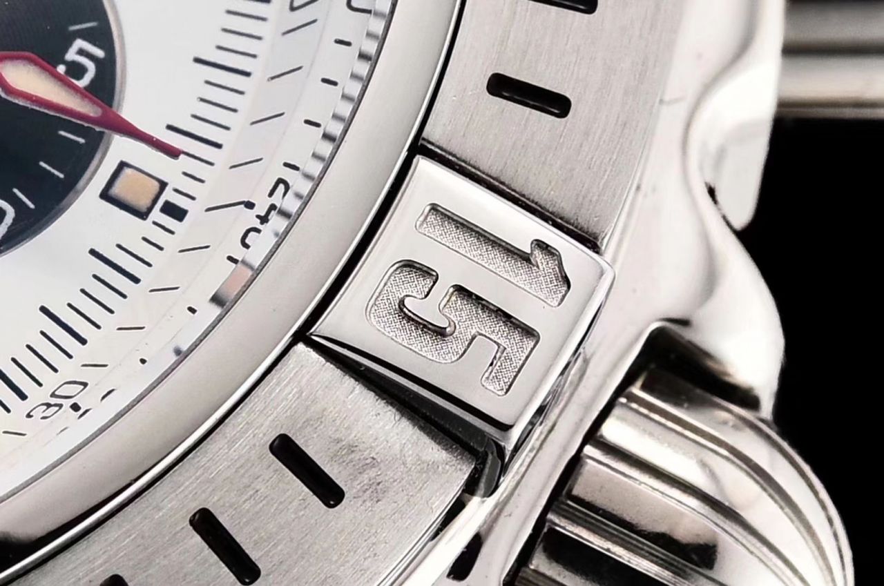 【GF Factory  top  Replica 熊猫眼 Watches 】 Breitling 机械计时 Replica AB01154G.G786.101W.A20D.1，AB01154G.BD13.101W.A20D.1 wrist watches  / BL121