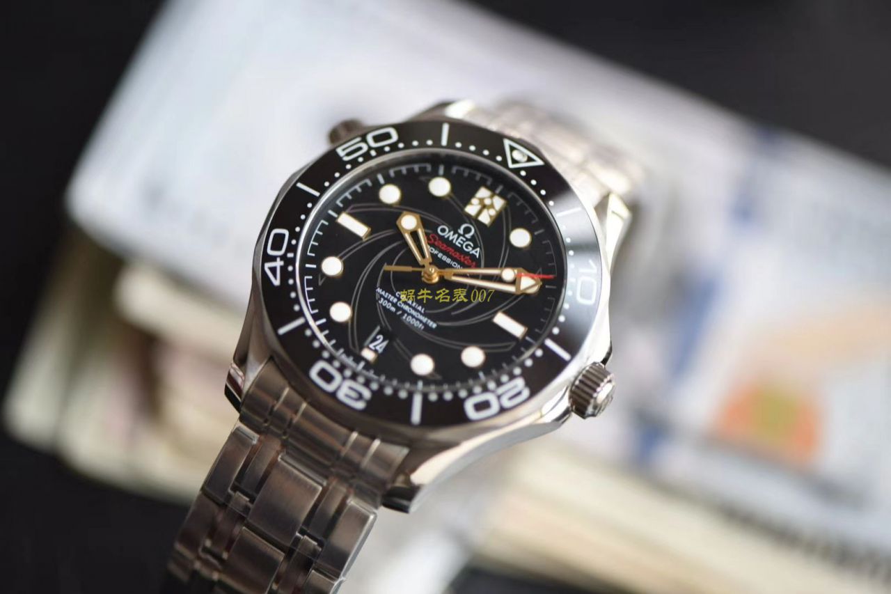 【VS Factory 最新詹姆斯邦德007限量版《女王密使》钢带款】OMEGA Seamaster 系列210.22.42.20.01.004 wrist watches  / M637
