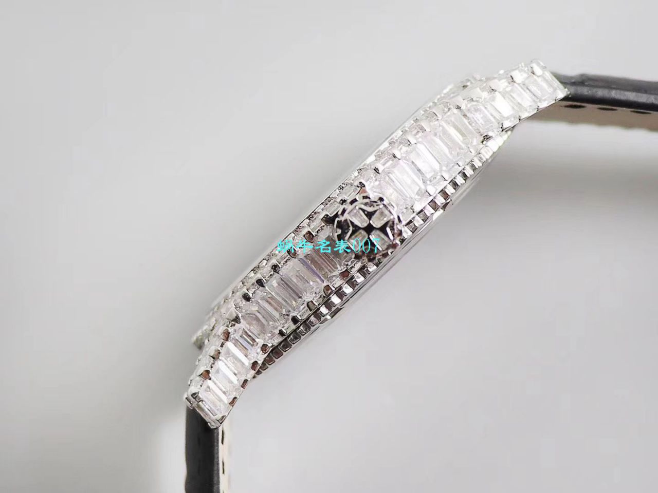 【DM Factory 又一奢华精品镶嵌308颗奢华方钻】Vacheron Constantin  传袭 Replica TRADITIONNELLE系列82760/000G-9852男士 wrist watches  / JS210