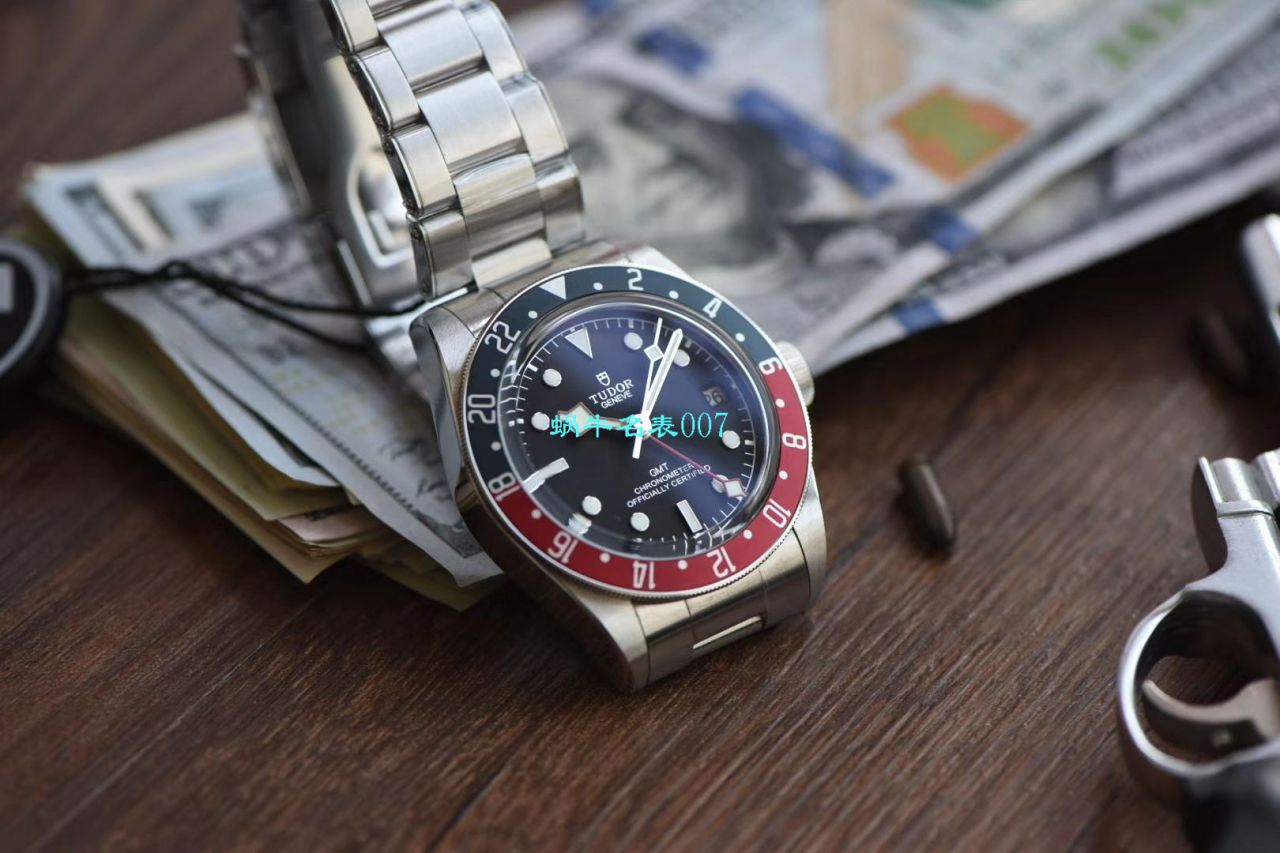 【zf Factory 的 Tudor 怎么样，什么 Factory  Best 】 Tudor 碧湾 GMT MASTER “红蓝” Replica Copy M79830RB-0001 wrist watches  / DT067