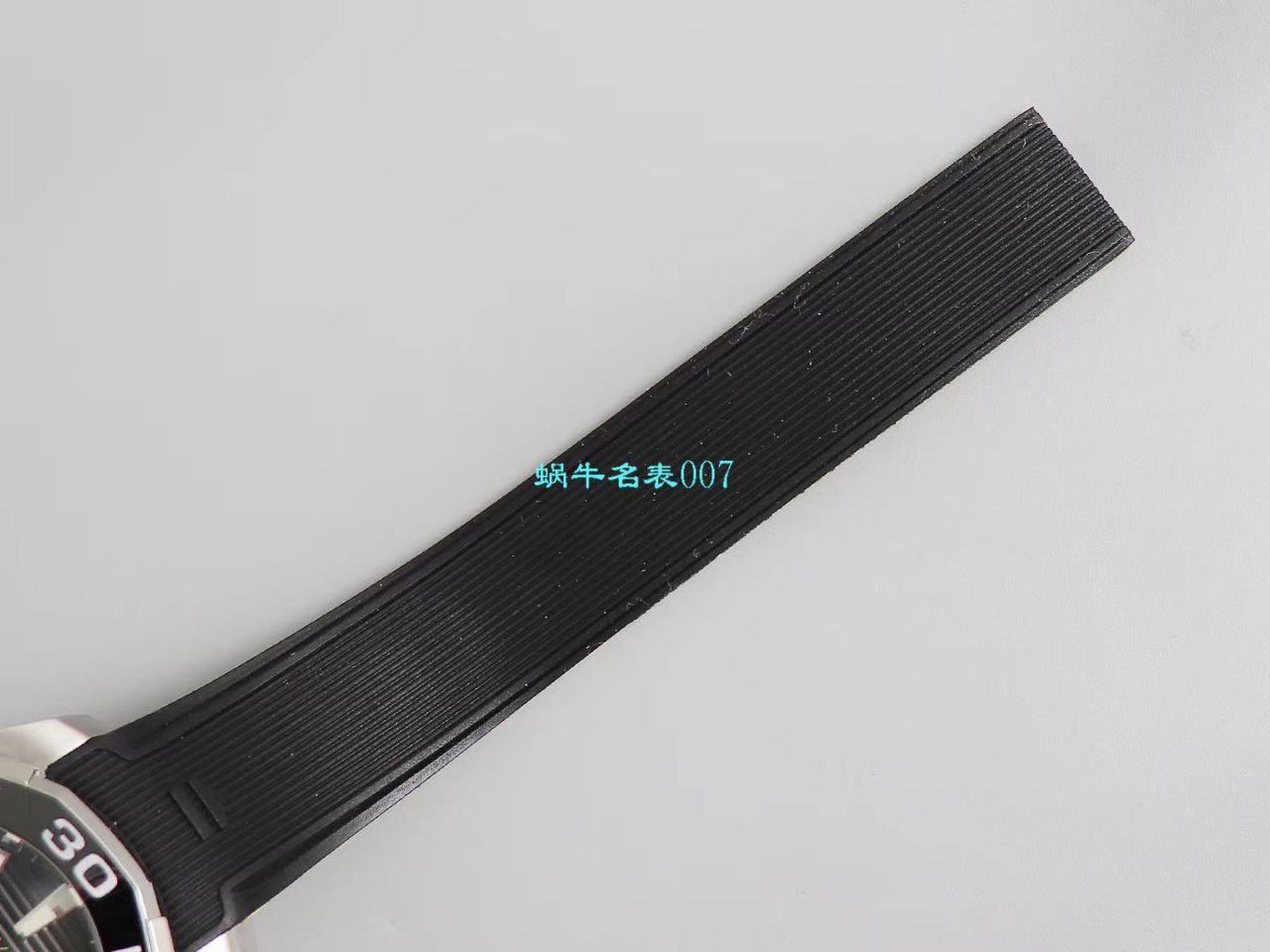 【V6 Factory  High quality  Replica Watches 】 TAG Heuer 竞潜300米系列WAY208B.FC6382，WAY201A.FT6069 wrist watches  / TG083