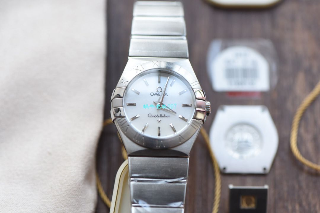 【8848 Factory  High quality  Copy  Watches 】OMEGA Constellation 女装24、27毫米123.20.27.60.55.001 wrist watches  / M663