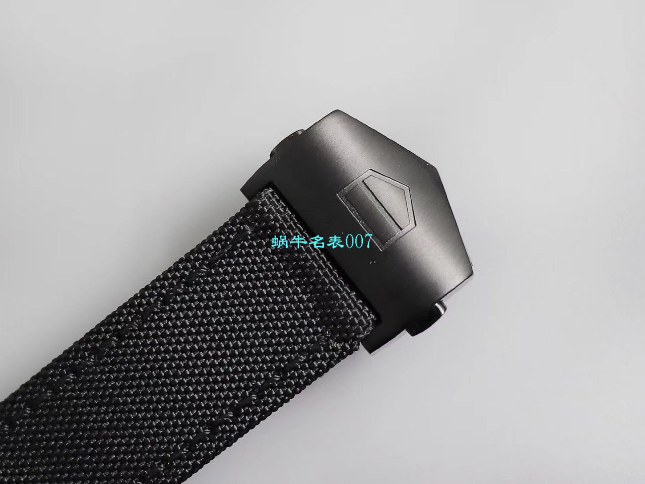 TB Factory  Replica 表 TAG Heuer 竞潜300米WBD218A.FC6445，WBD218C.FC6447，WBD218B.FC6446 wrist watches  / TG085