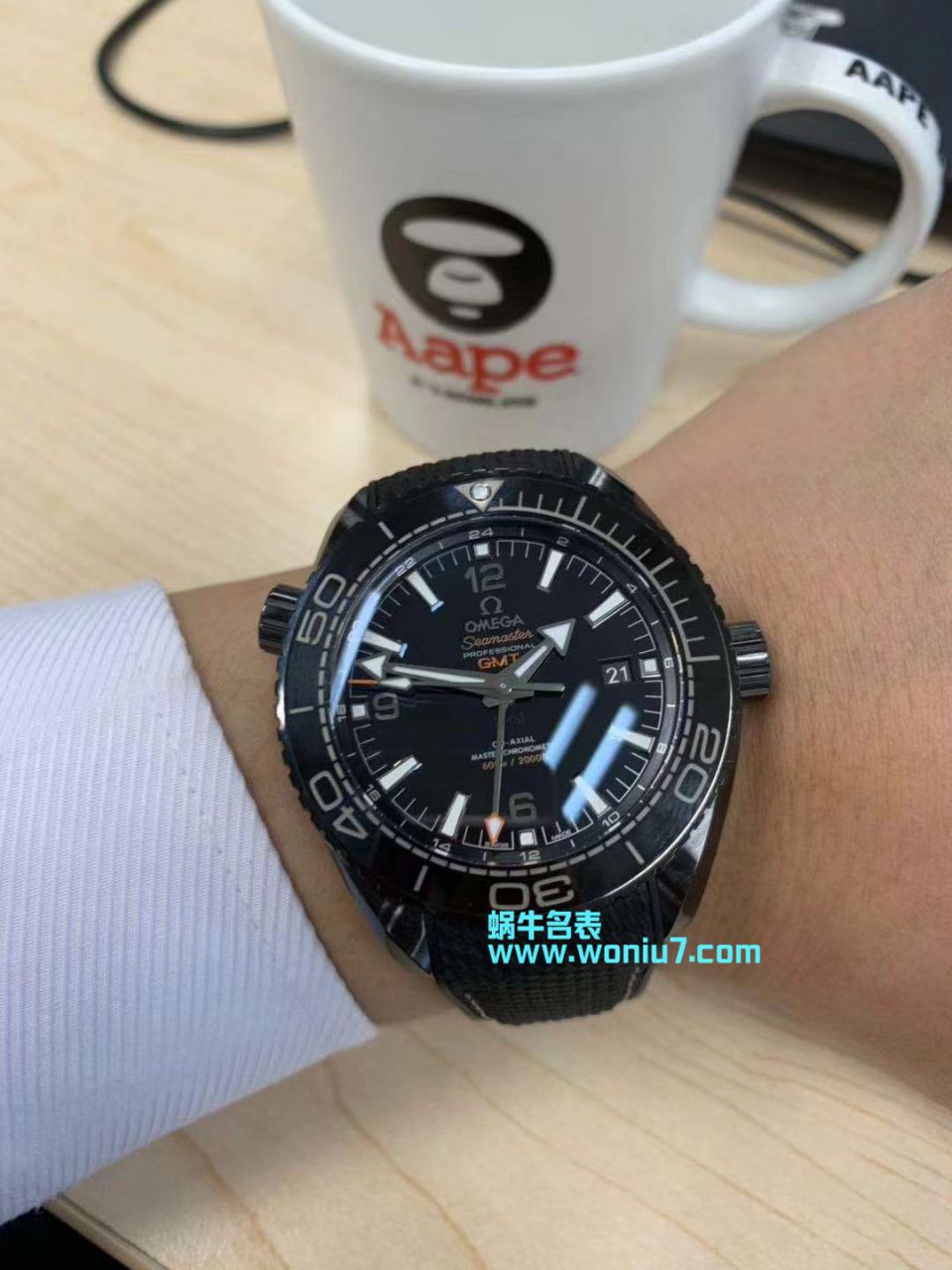 【 Video analysis VS Factory 深海之黑间金之王】OMEGA海洋宇宙600米 Replica Copy  Watches 215.63.46.22.01.001 wrist watches  / M660