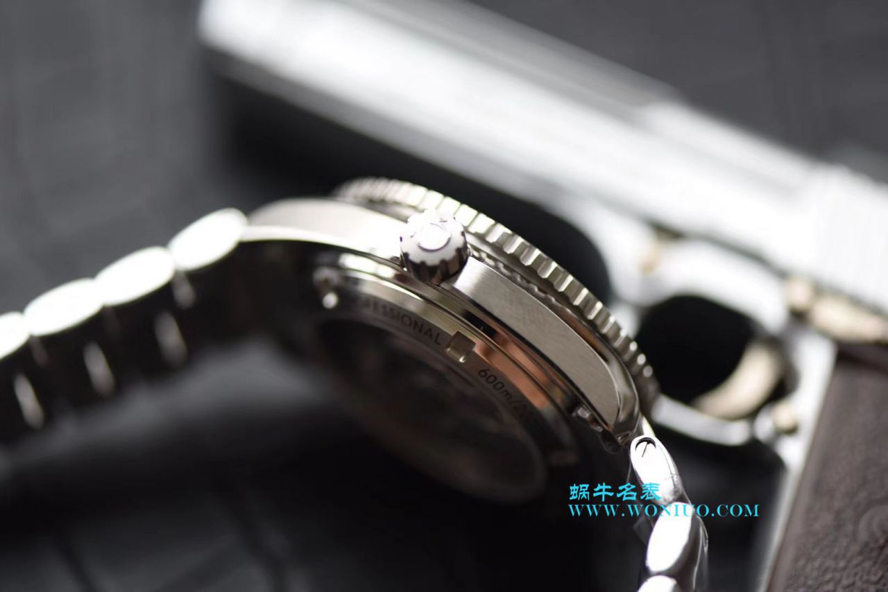  Video analysis VS Factory 官网 top  Replica Copy 表OMEGA海洋宇宙600米232.30.42.21.01.003 wrist watches  / M336VS