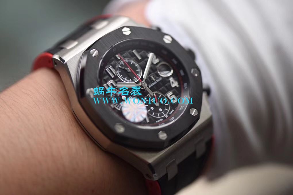 视频讲解JF Factory 哪个 Factory 的Audemars Piguet  Best  top  Replica Copy Audemars Piguet  Royal Oak Offshore 系列26470SO.OO.A002CA.01 wrist watches  / AP136JF