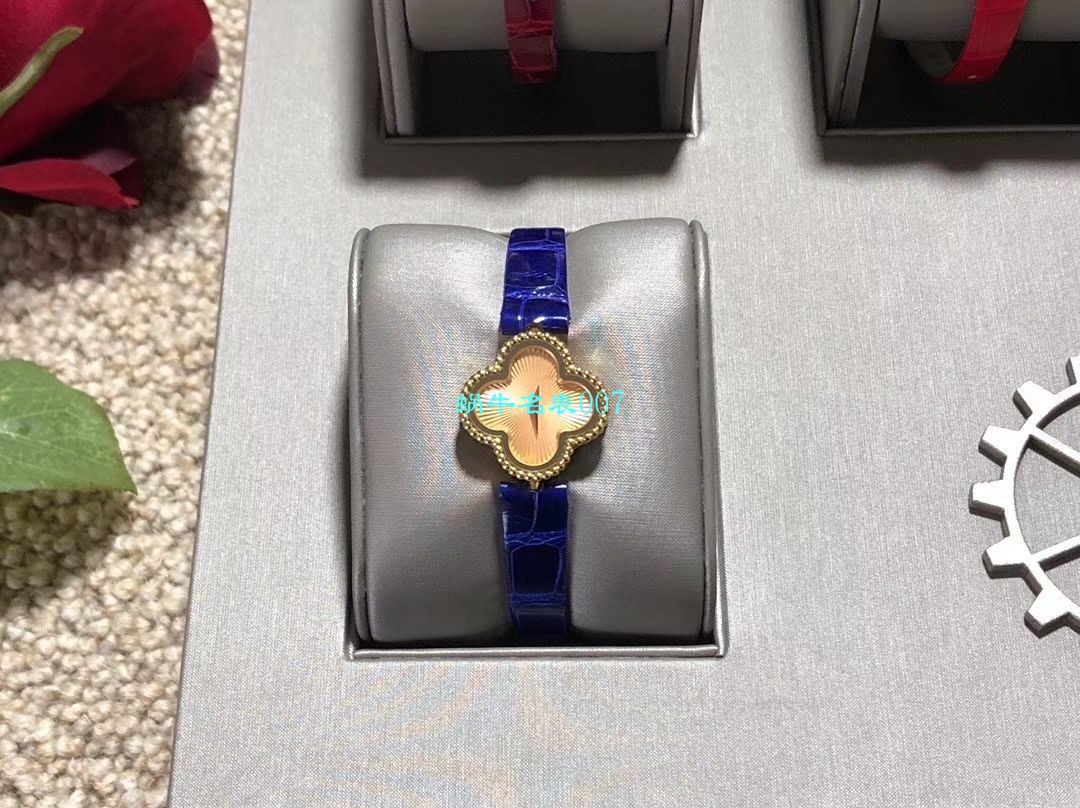 V&A Factory 2020年最新款 Replica 女表梵克雅宝ALHAMBRA系列VCARO8WT00,VCARO8SF00 wrist watches  / VCA09