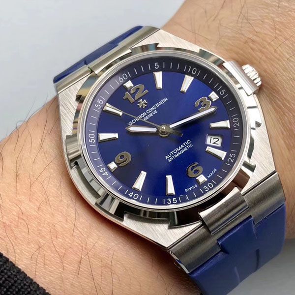 8F Factory  High quality  Replica Vacheron Constantin   Overseas 系列P47040/000A-9008 wrist watches 