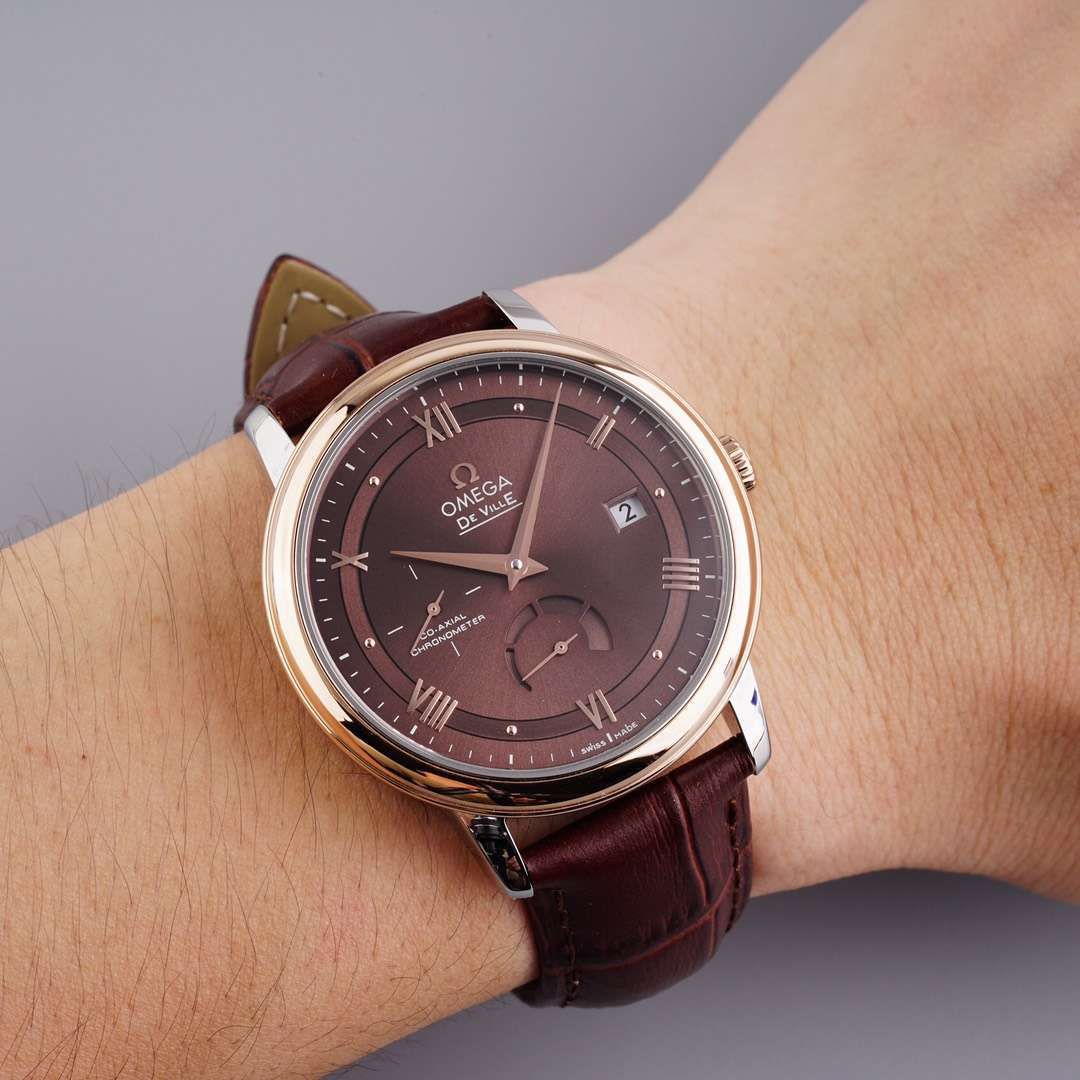 TWOMEGA碟飞 Perfect   Replica Watches 424.53.40.21.04.001 wrist watches  / M321
