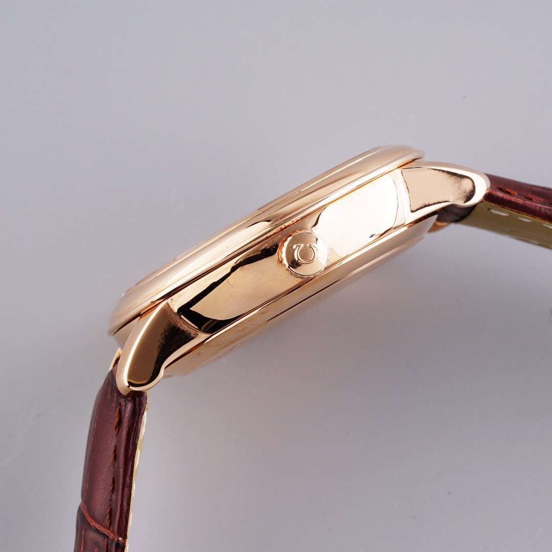 TWOMEGA碟飞 Perfect   Replica Watches 424.53.40.21.04.001 wrist watches  / M321