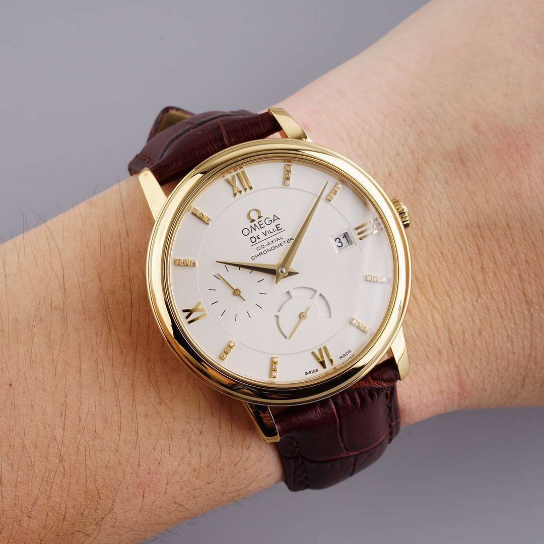 TWOMEGA碟飞 Perfect   Replica Watches 424.53.40.21.04.001 wrist watches  / M321