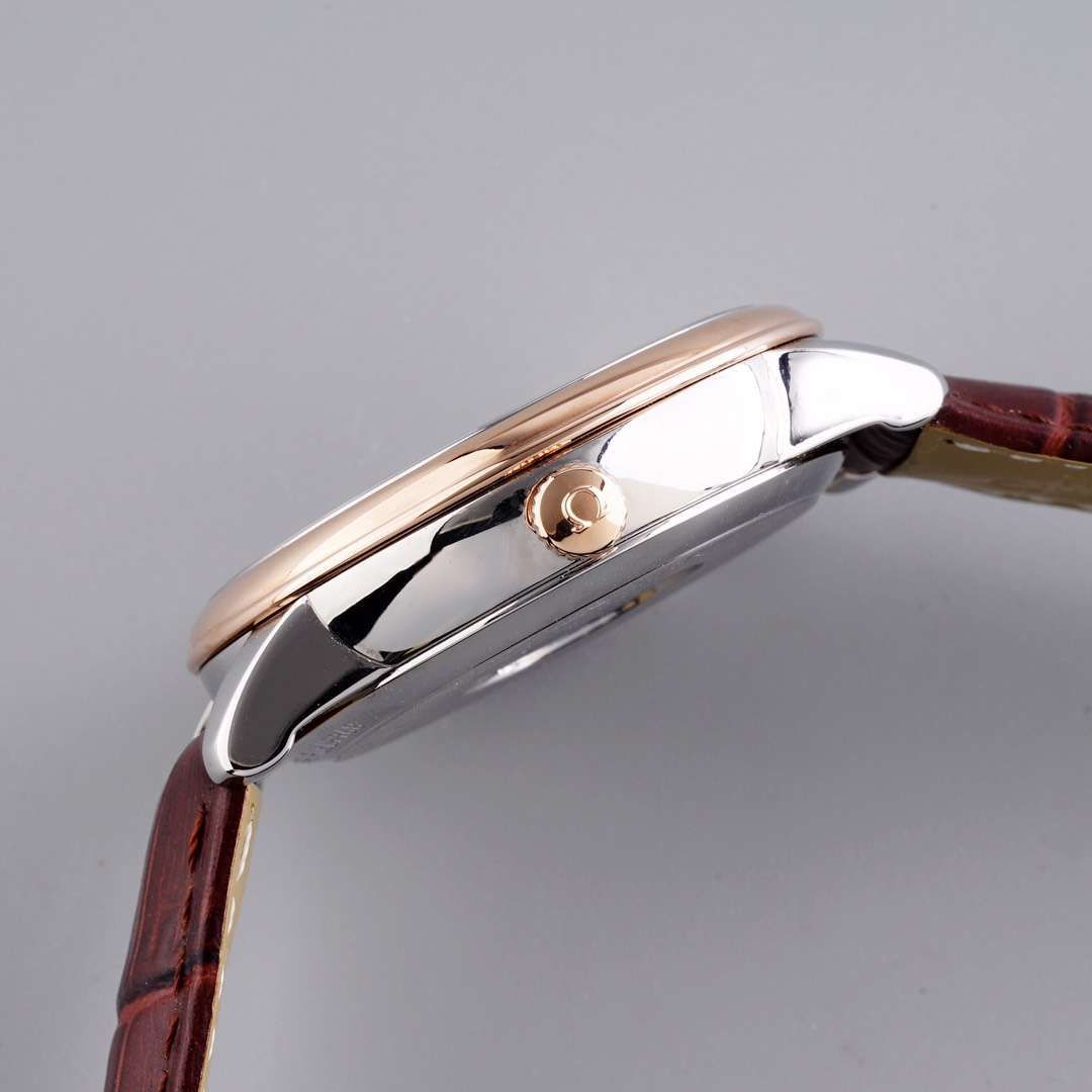 TWOMEGA碟飞 Perfect   Replica Watches 424.53.40.21.04.001 wrist watches  / M321
