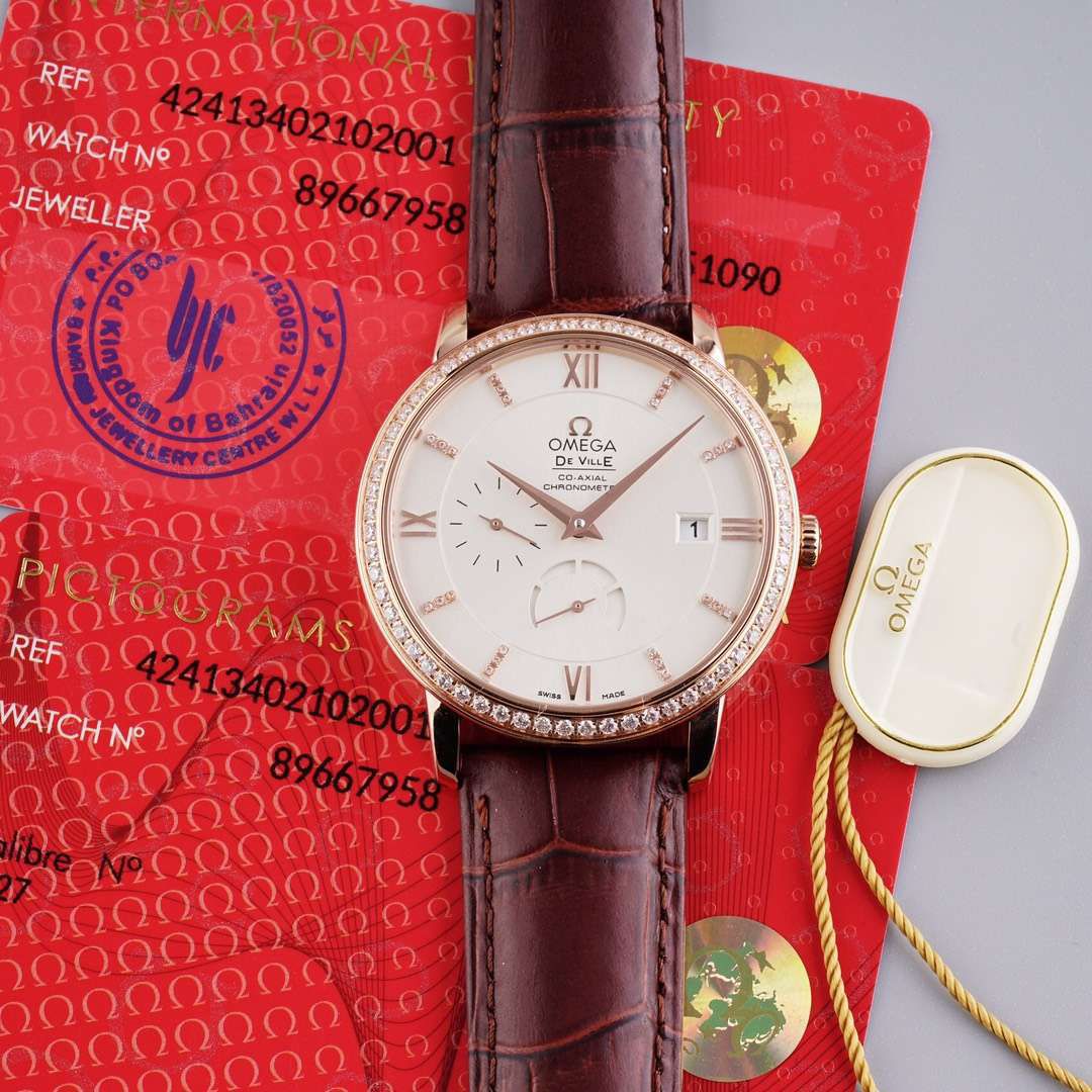 TWOMEGA碟飞 Perfect   Replica Watches 424.53.40.21.04.001 wrist watches  / M321