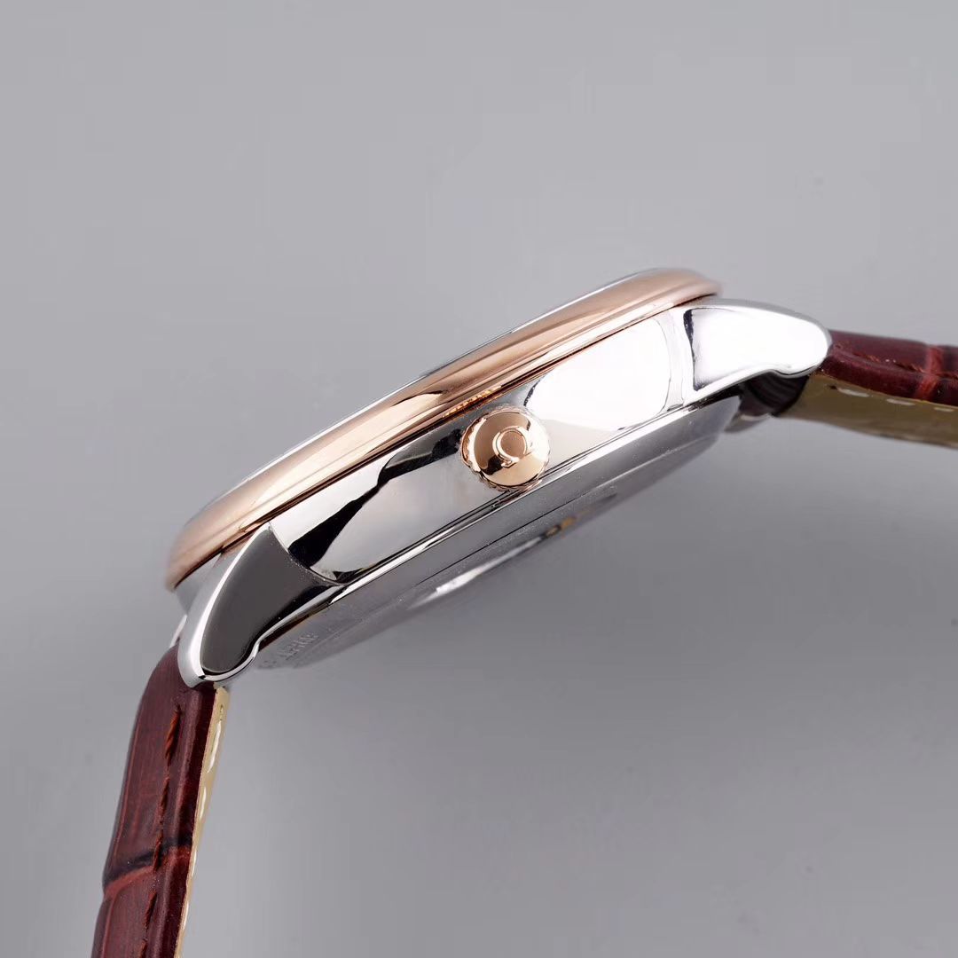 TWOMEGA碟飞 Perfect   Replica Watches 424.53.40.21.04.001 wrist watches  / M321