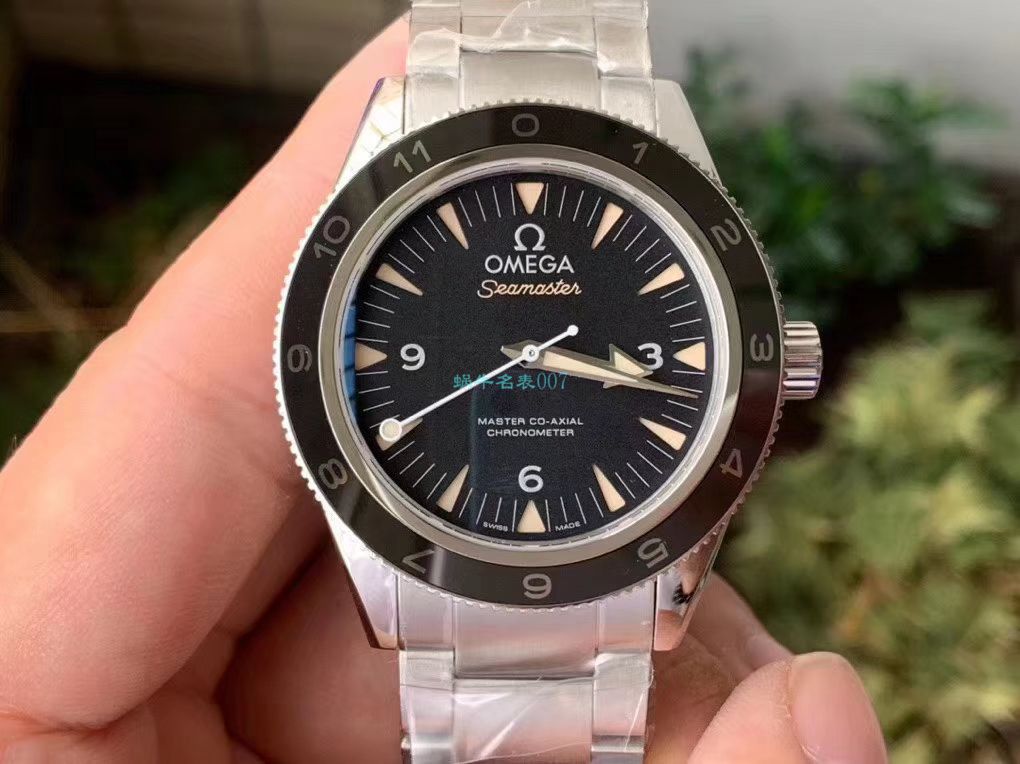VS Factory  top  Replica Copy OMEGA幽灵党007限量版V2版本 Seamaster 300米233.32.41.21.01.001，233.30.41.21.01.001 / M679