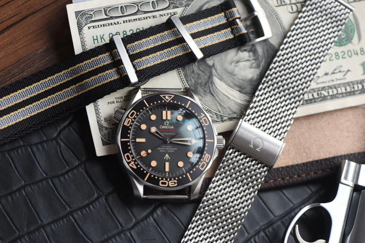 【 Video analysis VS Factory OMEGA詹姆斯邦德007无暇赴死】 Replica Copy  Seamaster 300米210.92.42.20.01.001 wrist watches  / VS680