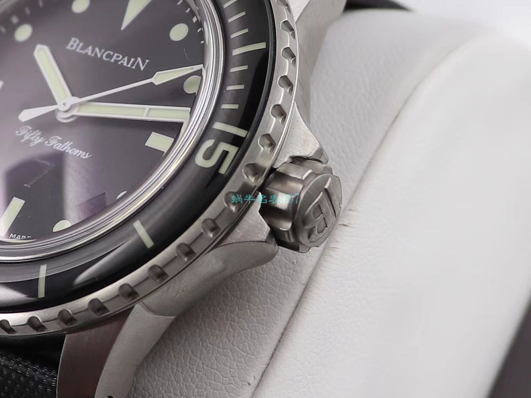 ZF Factory  High quality  Replica Blancpain  Fifty Fathoms 系列5015E-1130-B52A wrist watches  / BP068