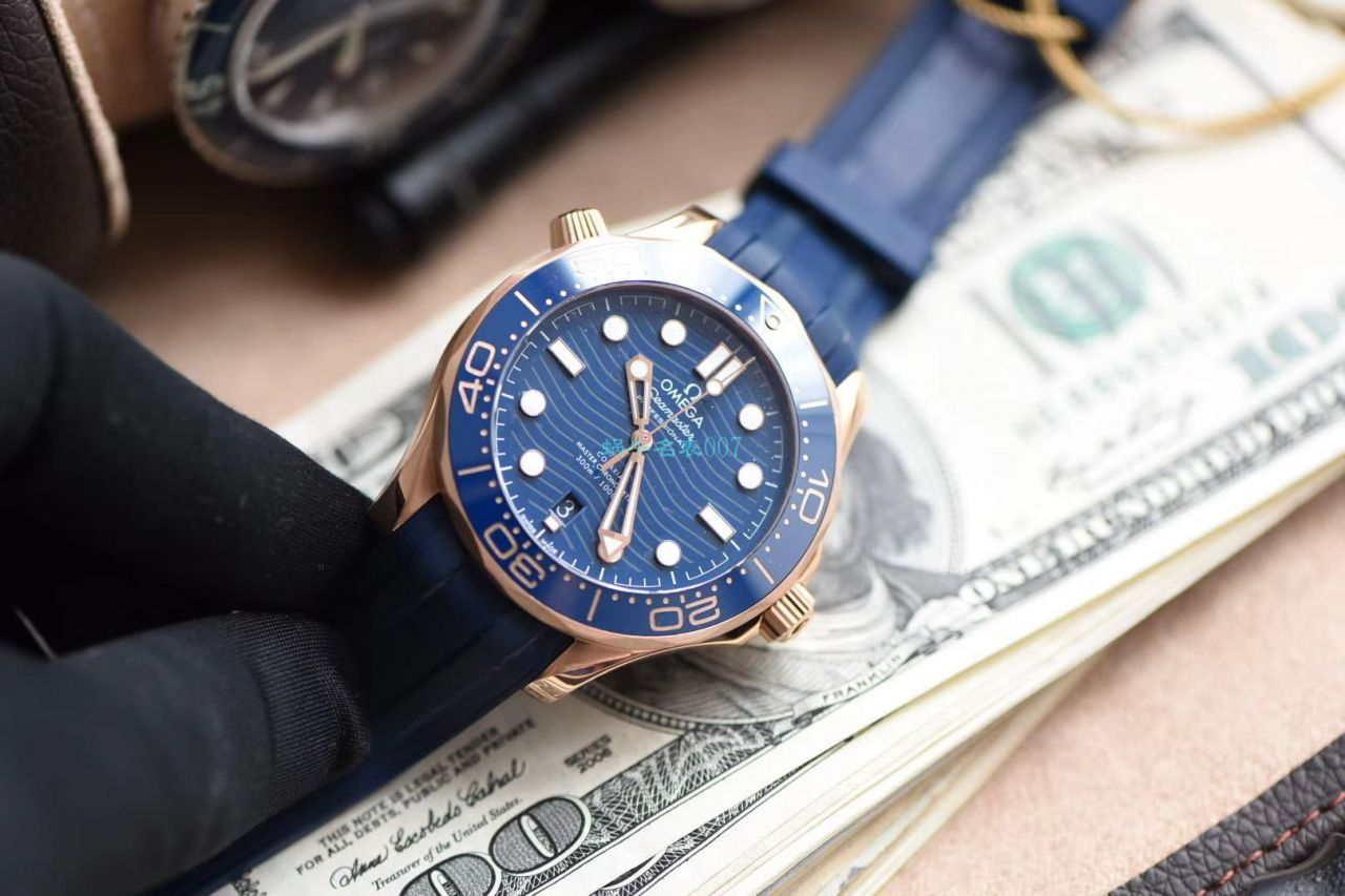 VS Factory OMEGA Seamaster 300米全玫瑰金蓝盘210.62.42.20.03.001 wrist watches  / M696