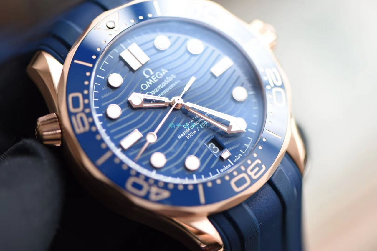 VS Factory OMEGA Seamaster 300米全玫瑰金蓝盘210.62.42.20.03.001 wrist watches  / M696