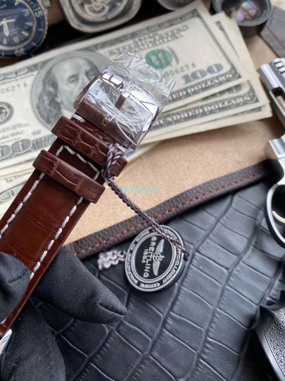 独家瑞士SW200 Movement  copy customized 版 Breitling 航空计时41系列 Replica Copy U17326211M1P2 wrist watches  / BL158