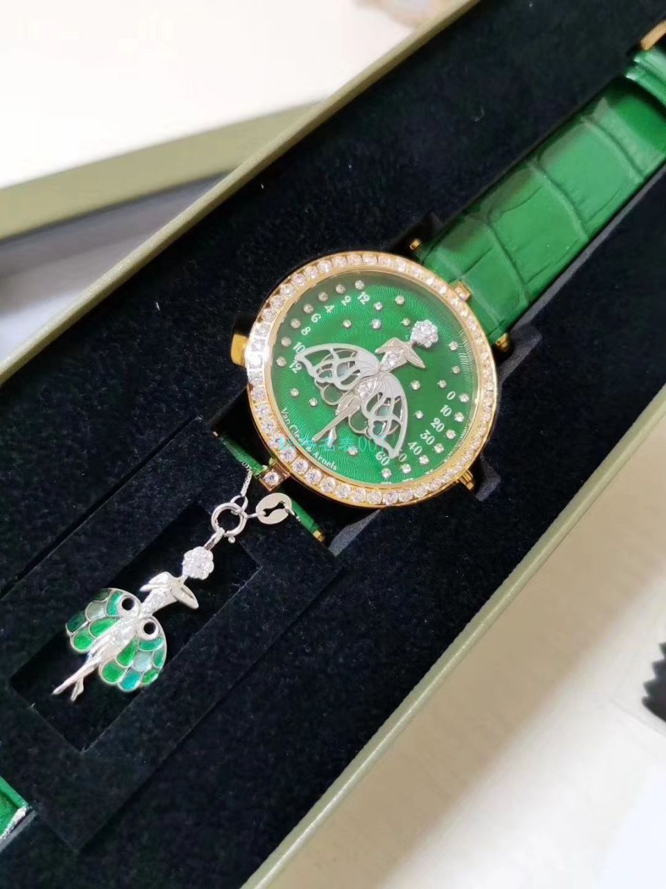 5G Factory  High quality  Replica 梵克雅宝诗意复杂功能系列VCARO8PM00女士 wrist watches  / VCA07