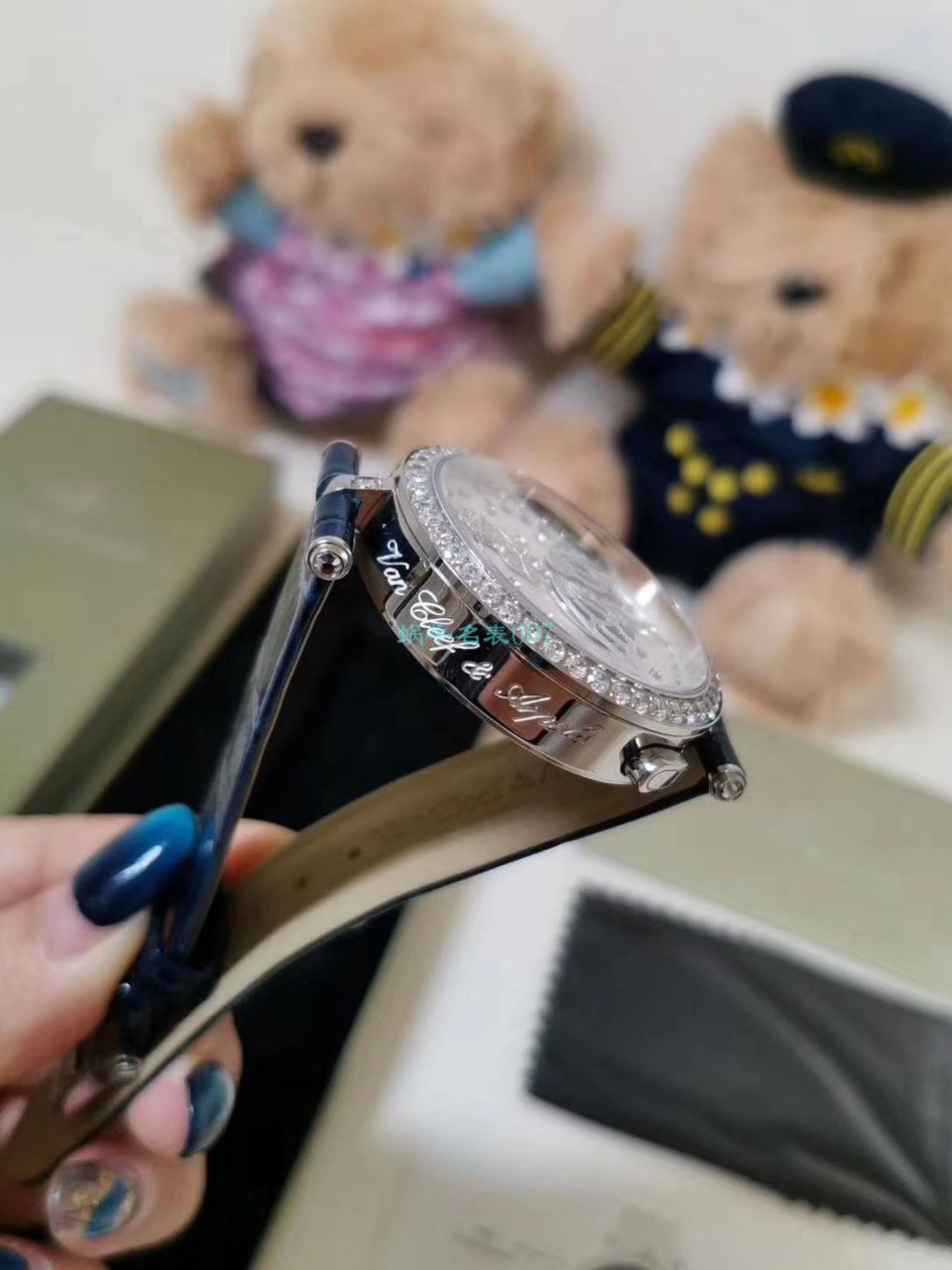 5G Factory  High quality  Replica 梵克雅宝诗意复杂功能系列VCARO8PM00女士 wrist watches  / VCA07