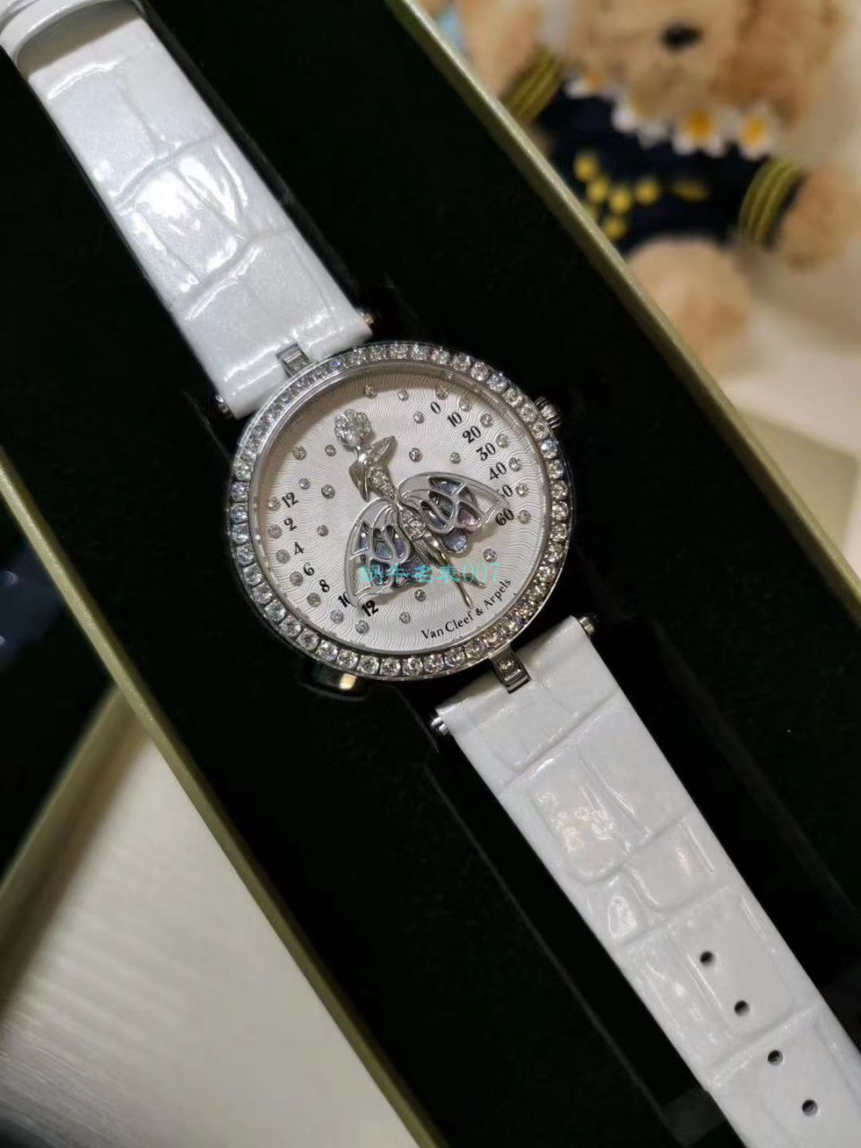 5G Factory  High quality  Replica 梵克雅宝诗意复杂功能系列VCARO8PM00女士 wrist watches  / VCA07