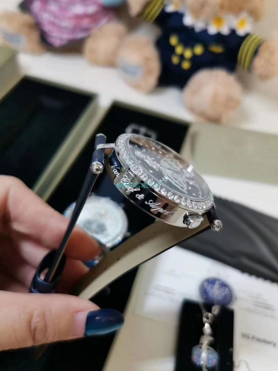 5G Factory  High quality  Replica 梵克雅宝诗意复杂功能系列VCARO8PM00女士 wrist watches  / VCA07