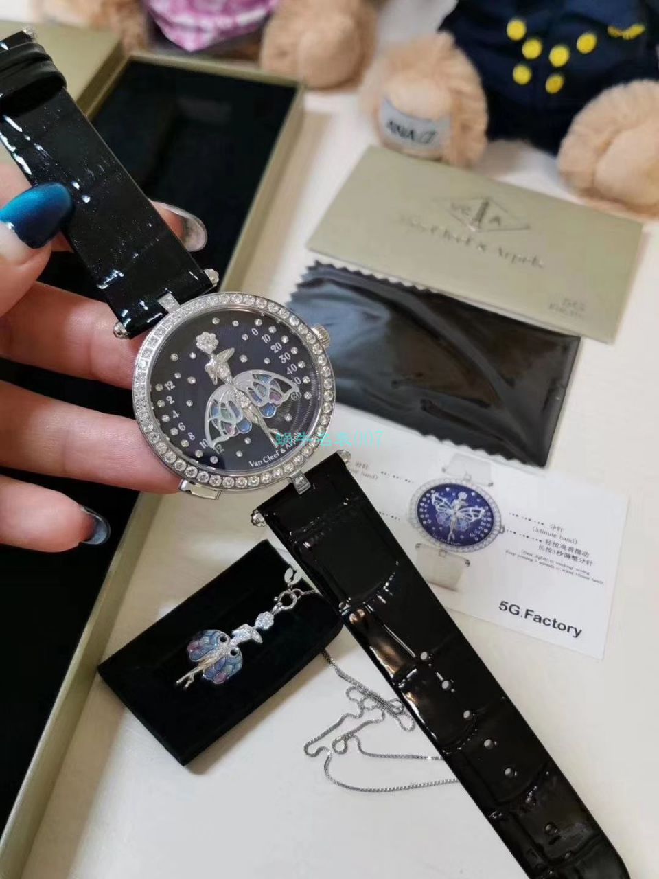 5G Factory  High quality  Replica 梵克雅宝诗意复杂功能系列VCARO8PM00女士 wrist watches  / VCA07