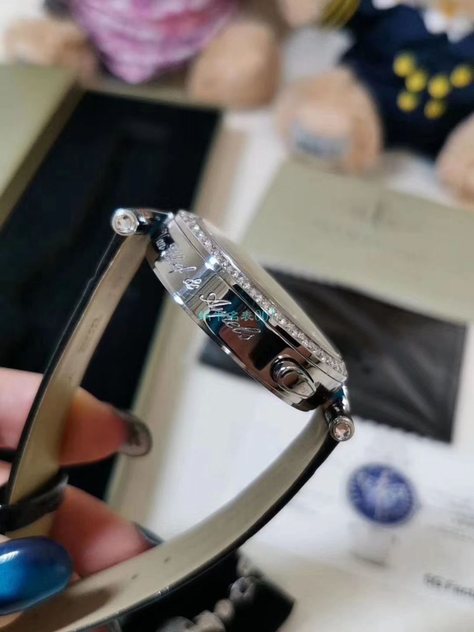 5G Factory  High quality  Replica 梵克雅宝诗意复杂功能系列VCARO8PM00女士 wrist watches  / VCA07