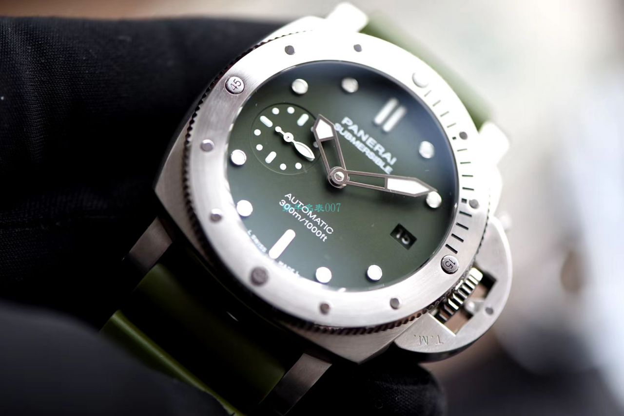 VS Factory 2020新款Panerai  Replica Copy PAM1055绿海魂绿盘42MM亚洲尺寸 / VSPAM1055